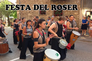 Festa del Roser: Venda de samarretes i entega de la banderola